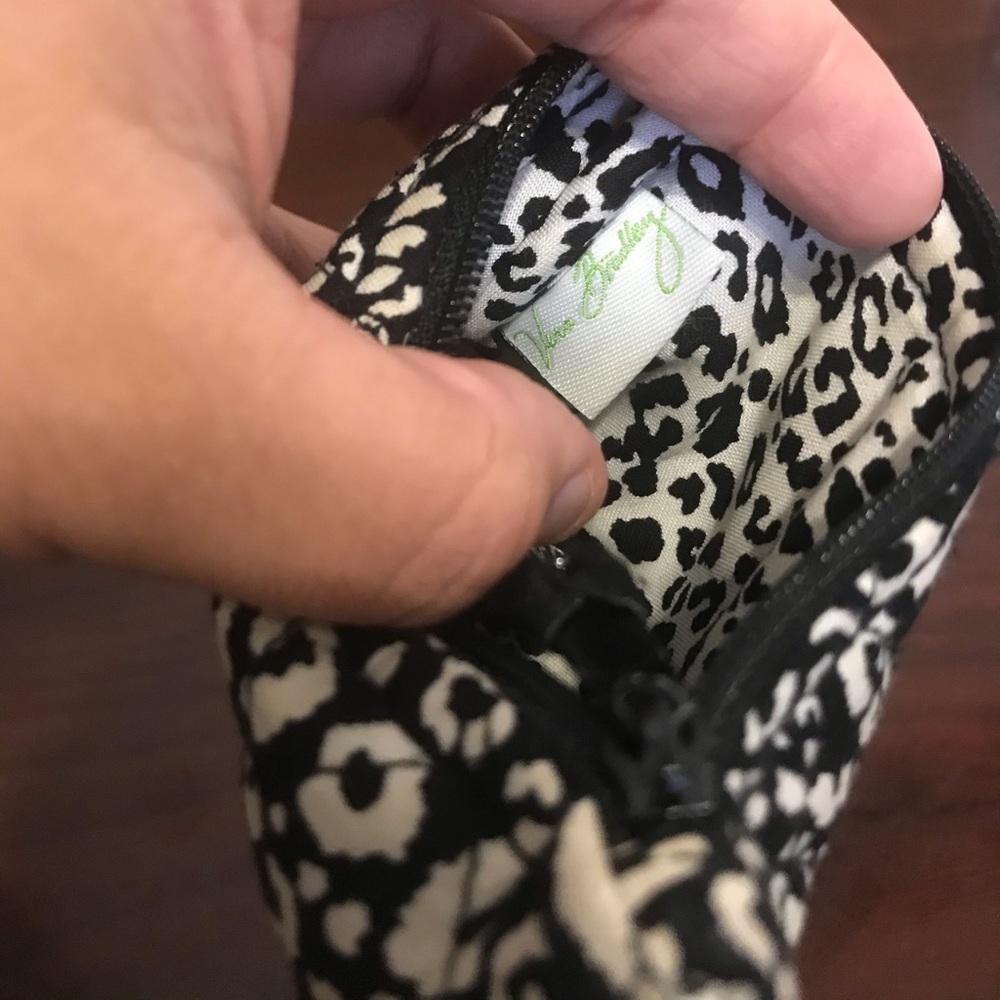 Vera Bradley Coin Purse in Camocat - Picture 4 of 4